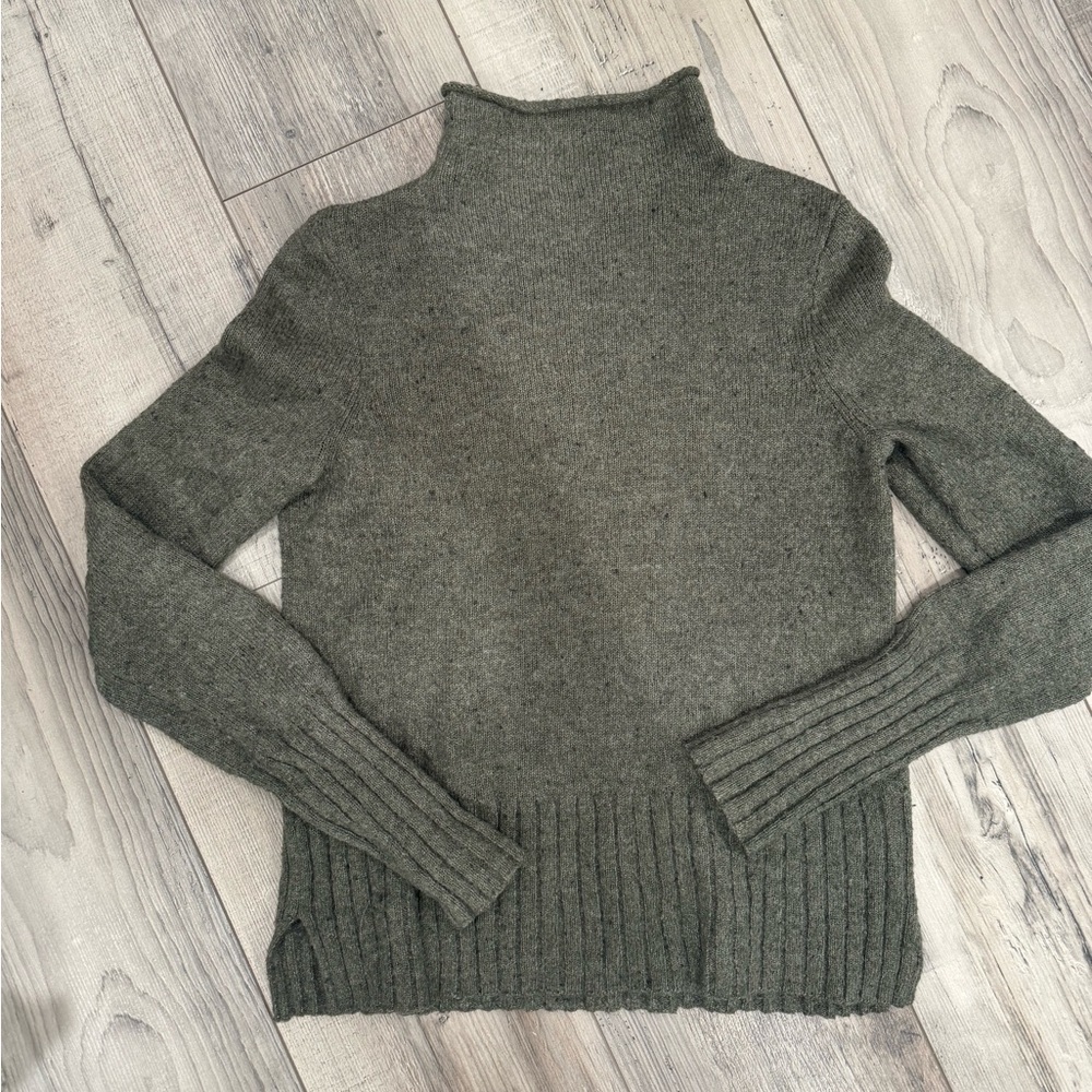 Madewell green mock neck turtleneck sweater